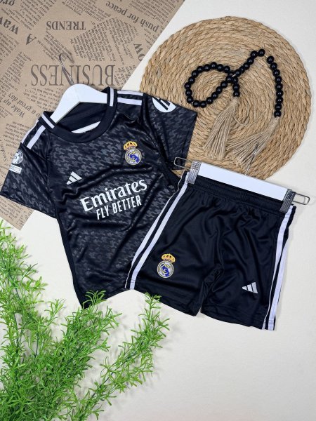 بدلة ريال مدريد