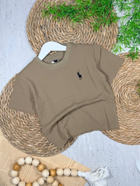 كموني